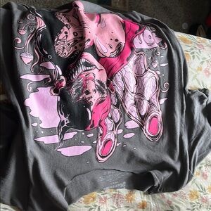 Melanie Martínez Tee(CUT INTO DROP SHOULDER)